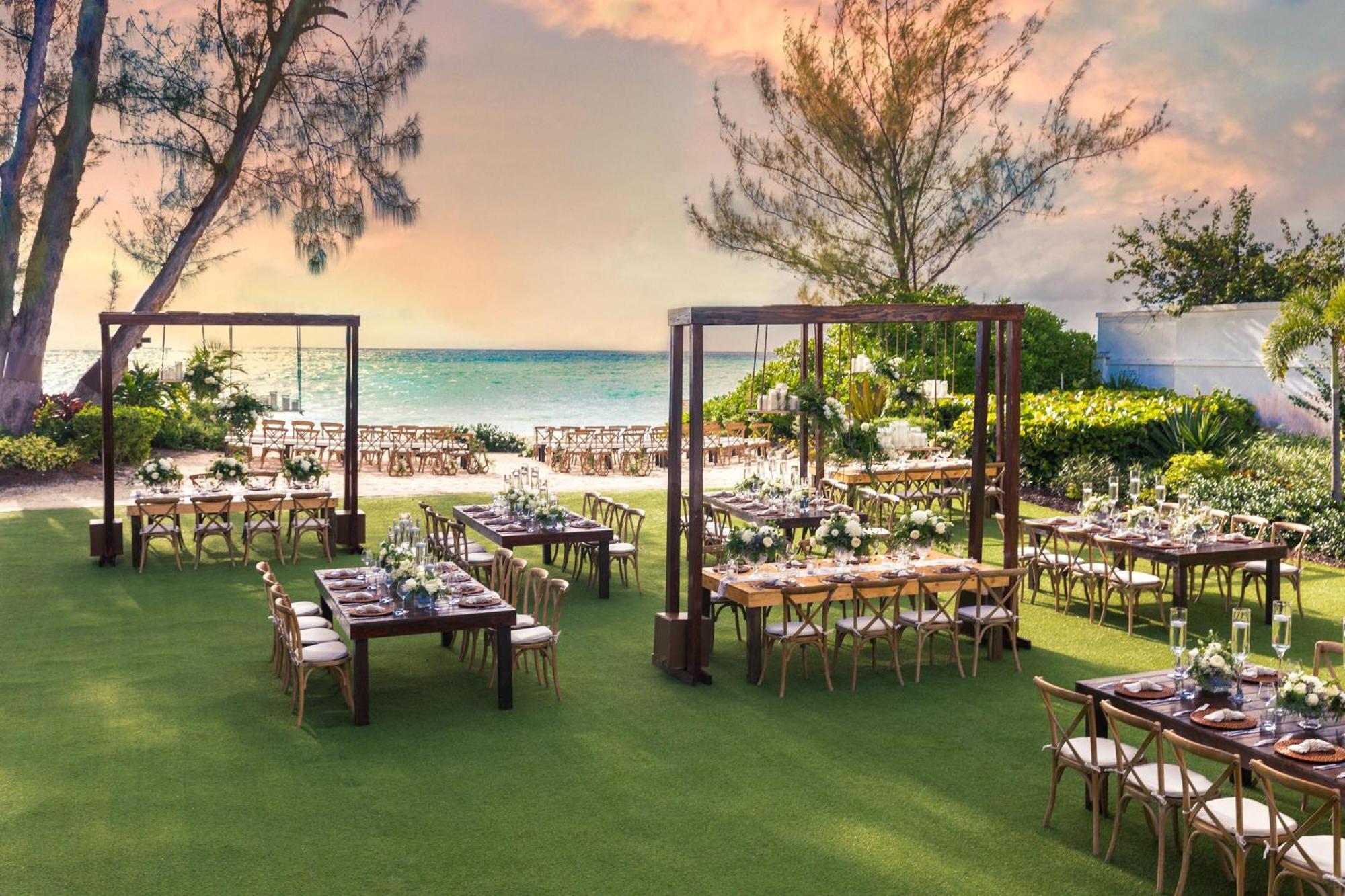 The Westin Grand Cayman Seven Mile Beach Resort & Spa West Bay Exterior photo